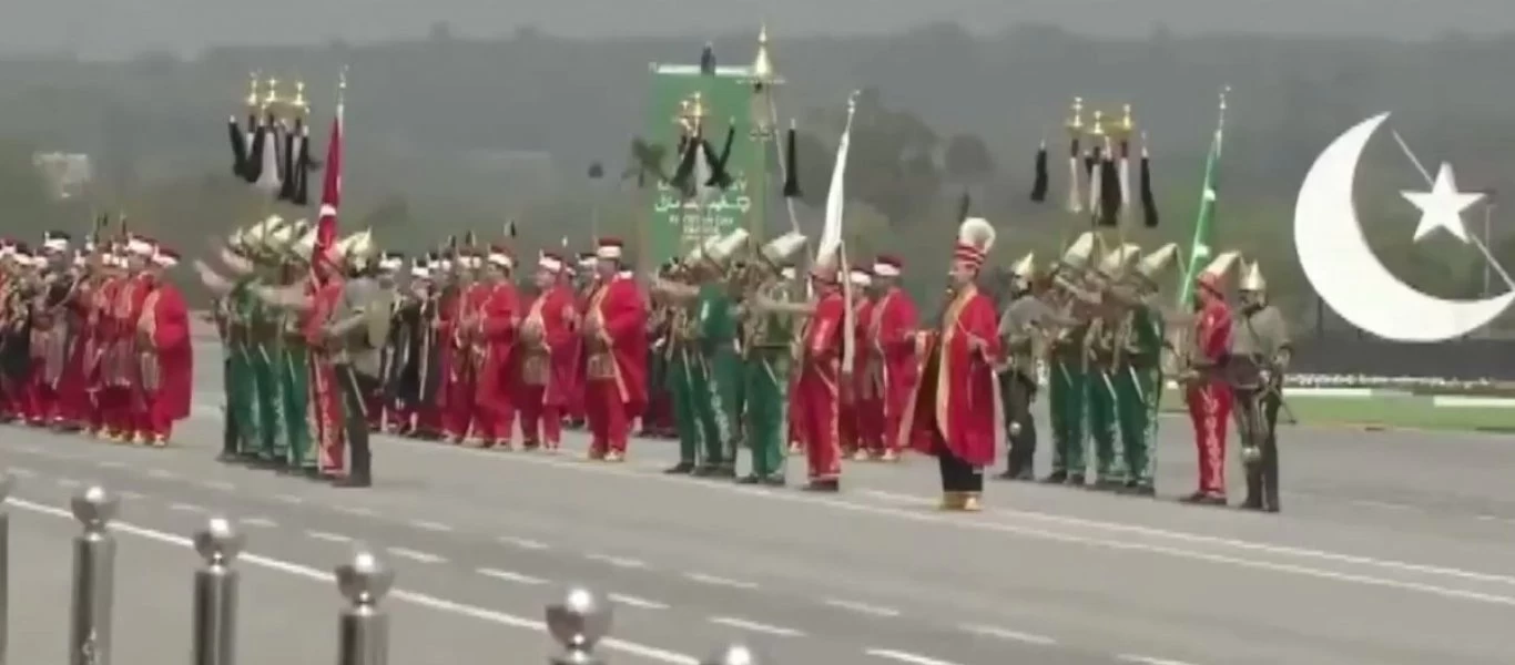 Η Τουρκία βρέθηκε στο Πακιστάν για να γιορτάσουν μαζί την ημέρα ανεξαρτησίας